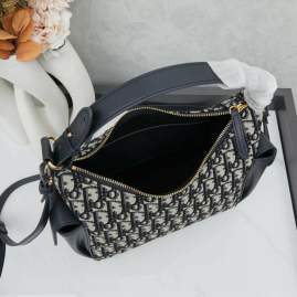 Picture of Dior Handbags _SKUfw239234898fw